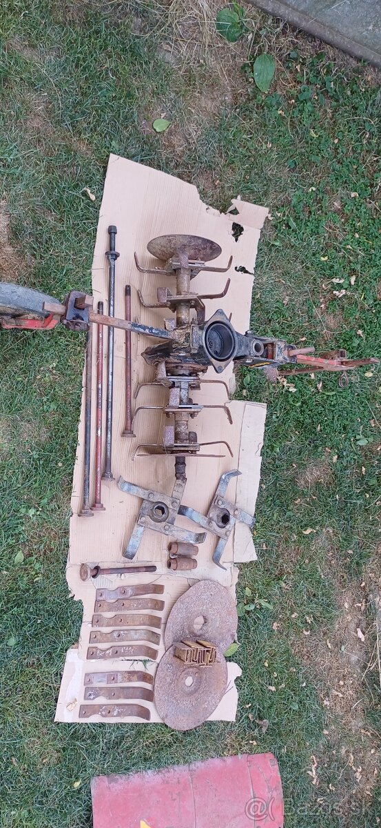 AKY 357 rotavátor Vari - 2