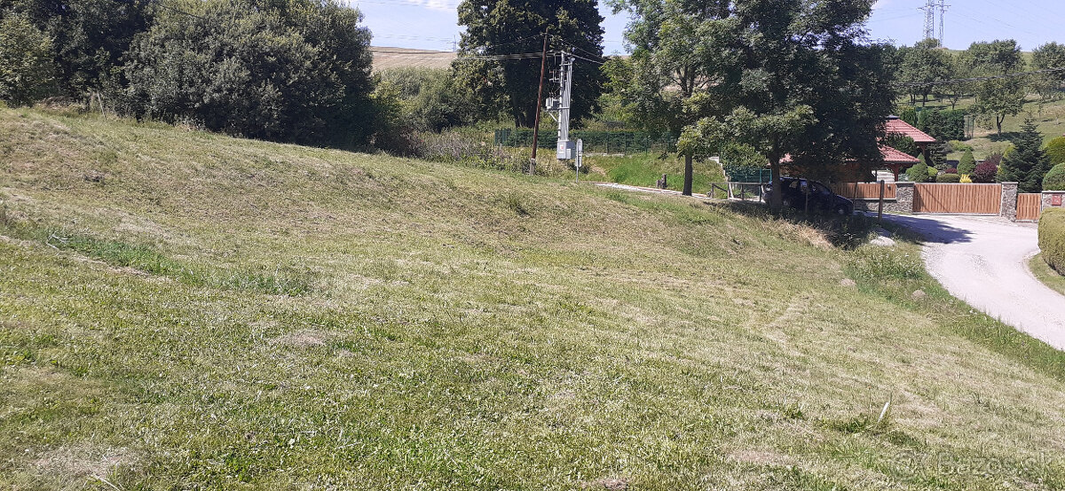 Bobrovník pozemok intravilán - 2