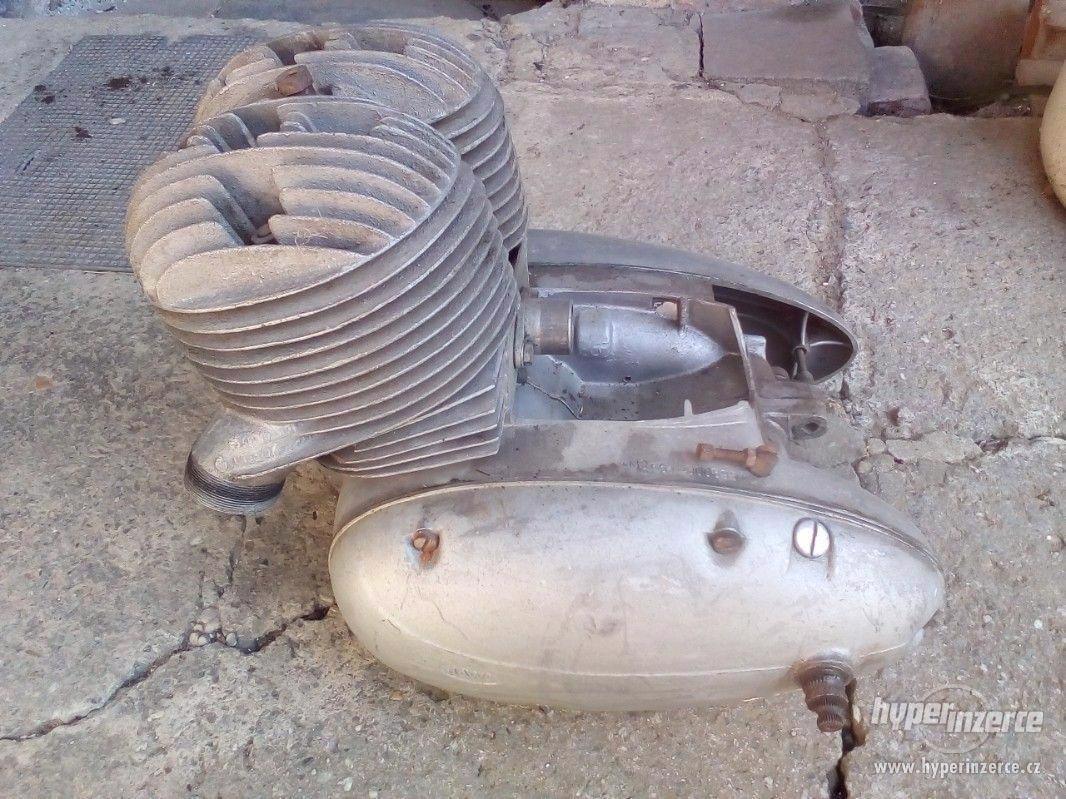 Motor jawa 350 554 libenak - 2