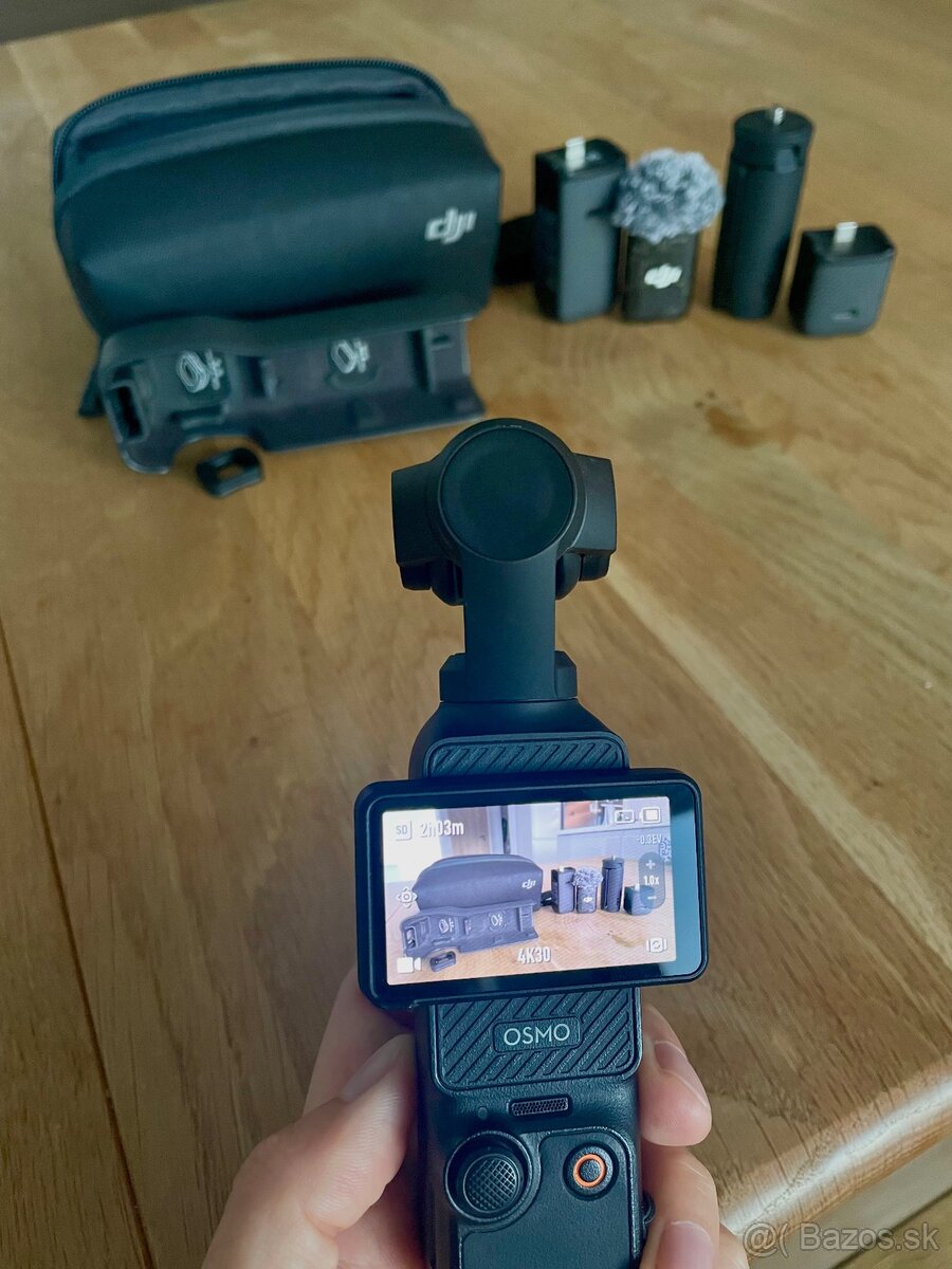 DJI Osmo Pocket 3 Creator Combo - 2