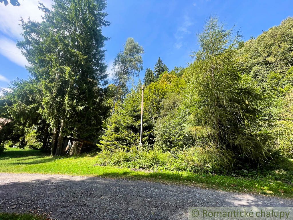 Pozemok na výstavbu v Kremnici – ideálna investičná prílež - 2