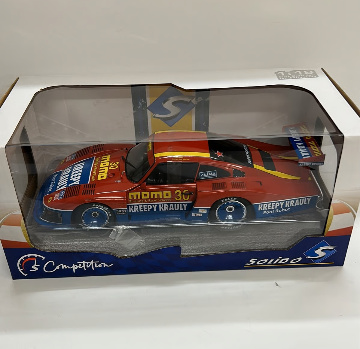 Porsche 935 MobyDick Momo 1983 1:18 - 2