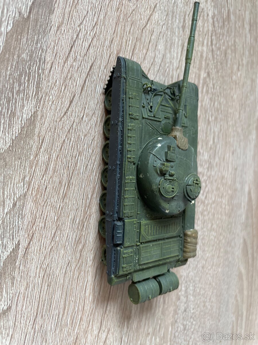 Revell T-72 M1 1:72 - 2