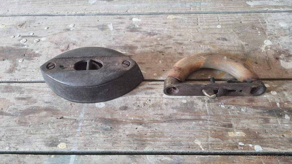 Starožitná žehlička - 2