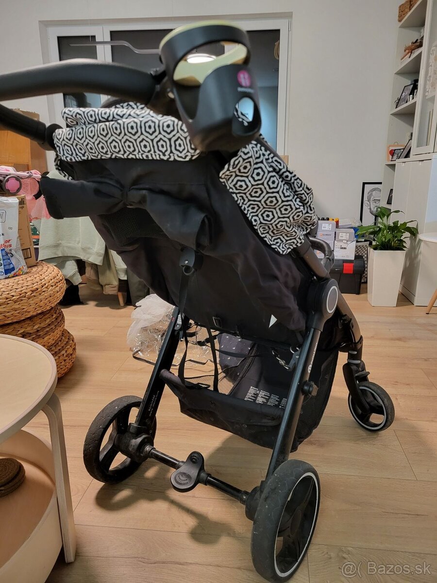 Petit and Mars Street+ - 2