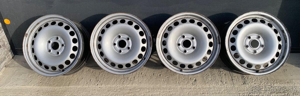 Plechové disky 16 stky - 2