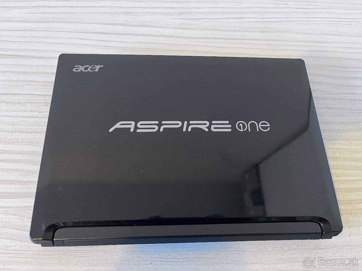 ACER ASPIRE ONE D255 - Intel Atom / 1GB RAM / 160GB HDD - 2
