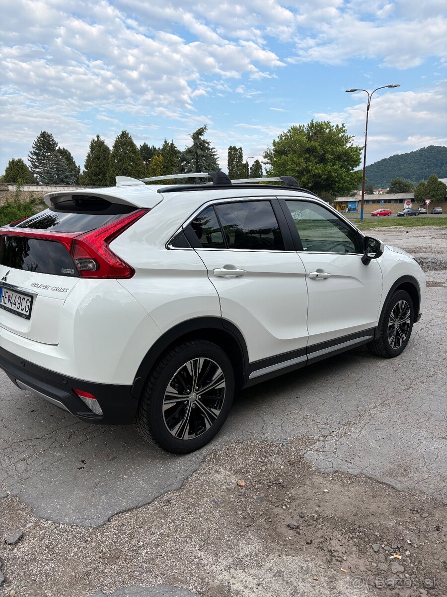 Mitsubushi Eclipse Cross 120kw 4x4 automat 8stupňový - 2