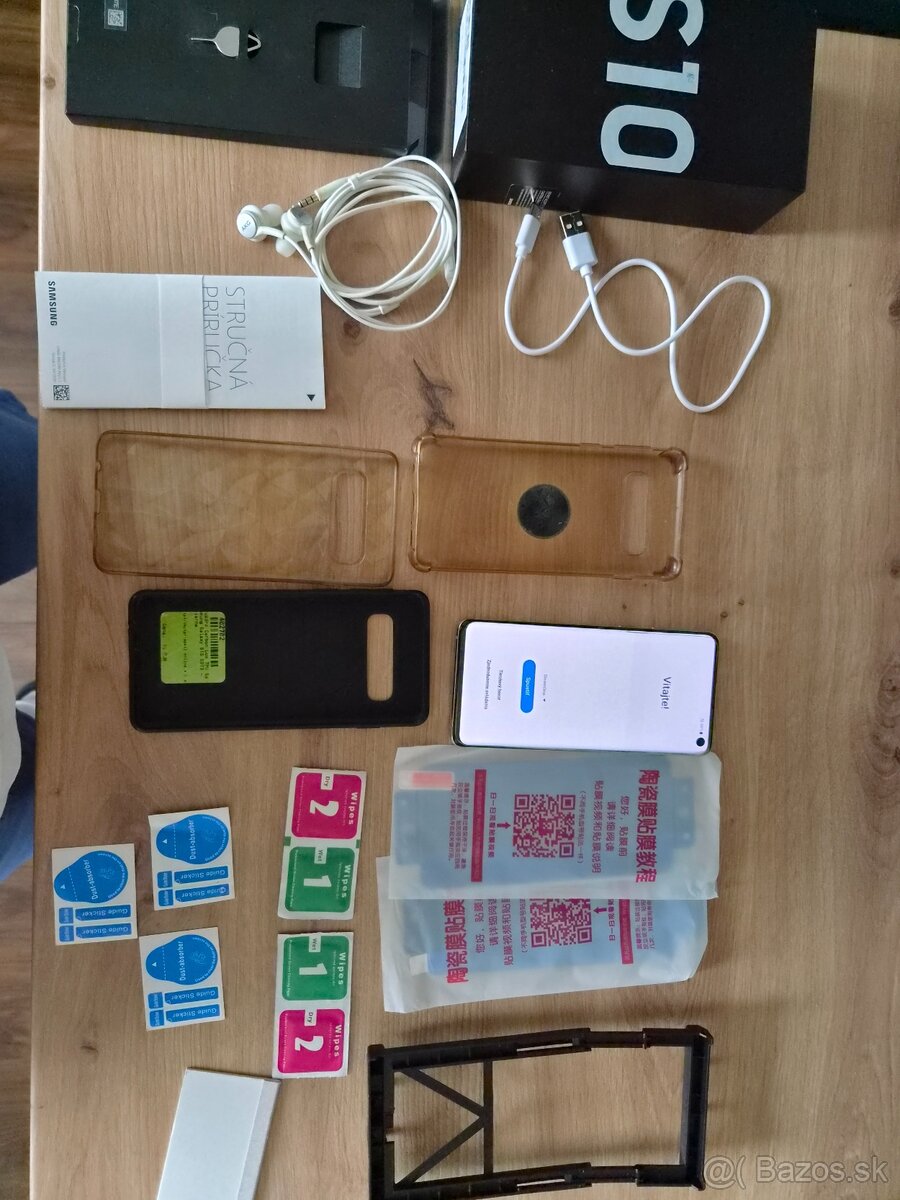 Predám Samsung S10 z príslušenstvom - 2