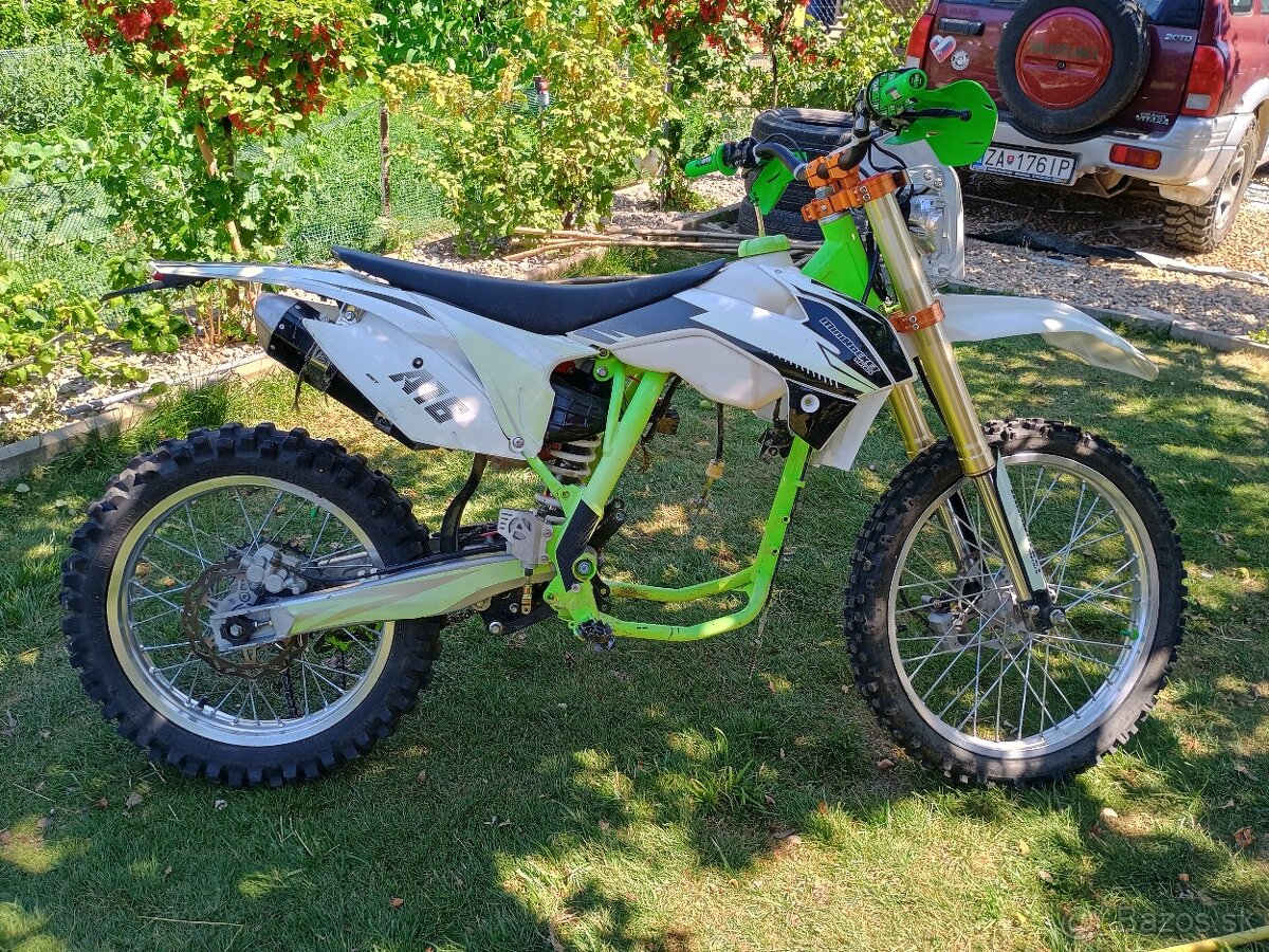 Predám miniroket 250