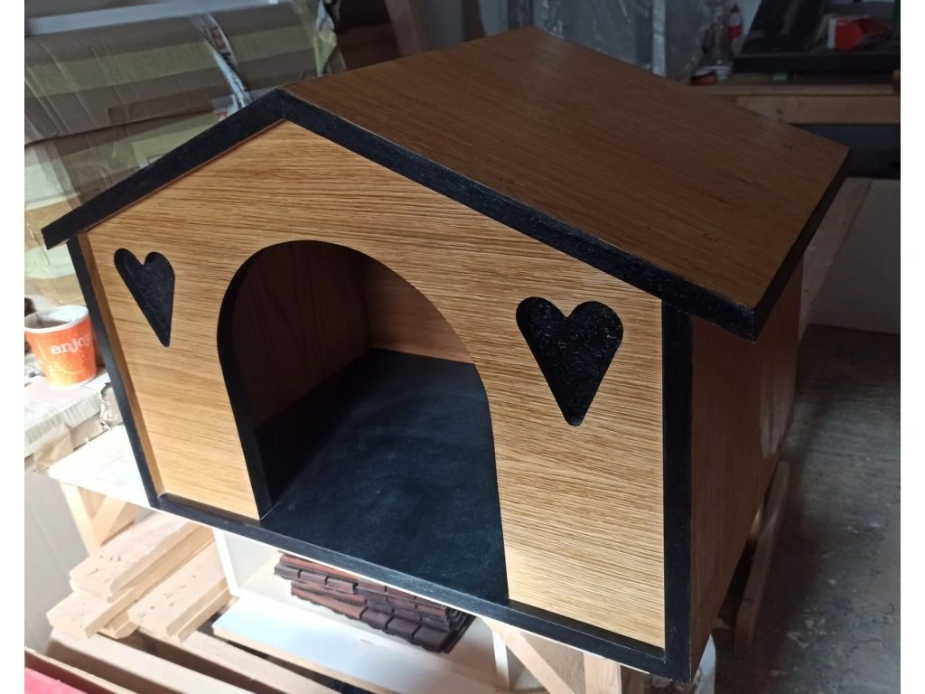 Búda pre psíka do bytu - 2