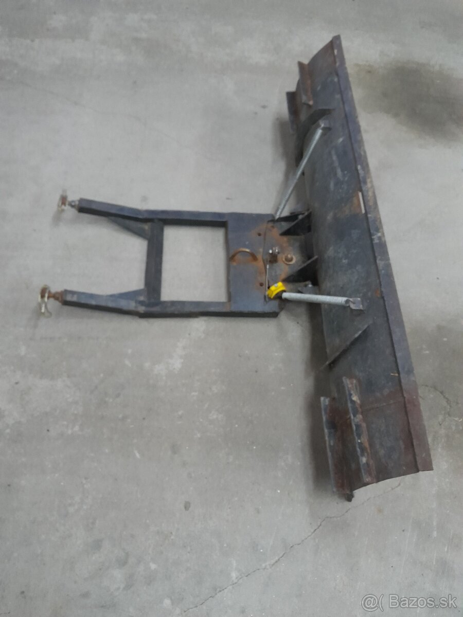 Snezny pluch na stvorkolku