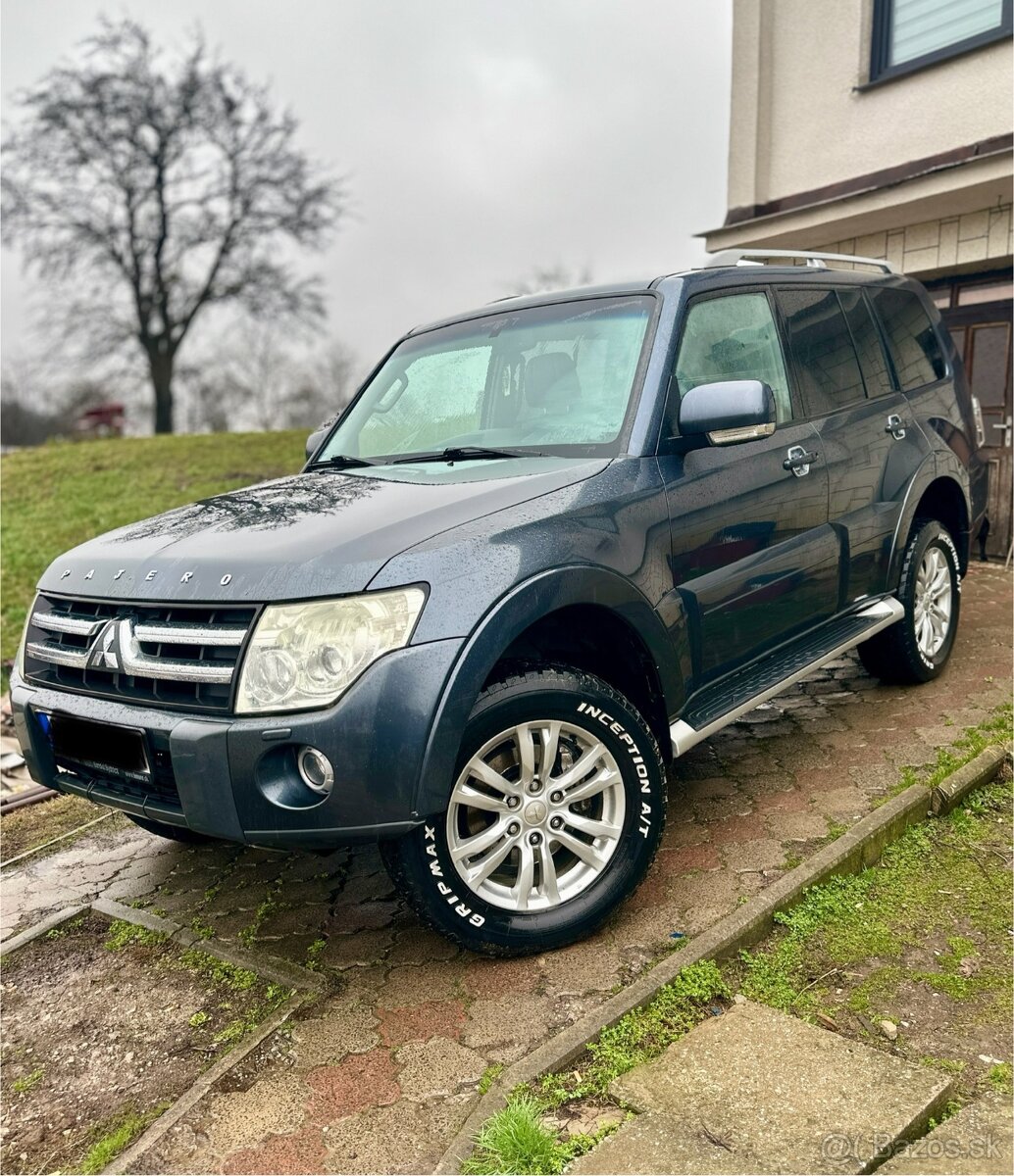 Pajero 3.2 di-d 7 miestne 4x4