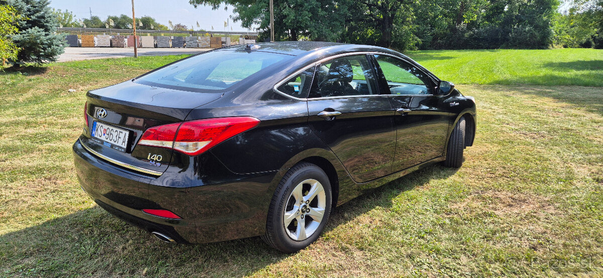 Hyundai i40 sedan 1.7CRDi r.v.:26.9.2014, 165.000km, WEBASTO - 2