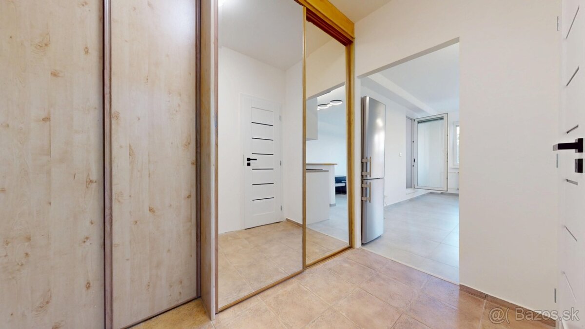 1i byt 37m, kompl. RŠ 2025, Pribišova ul., loggia, pivnica - 2