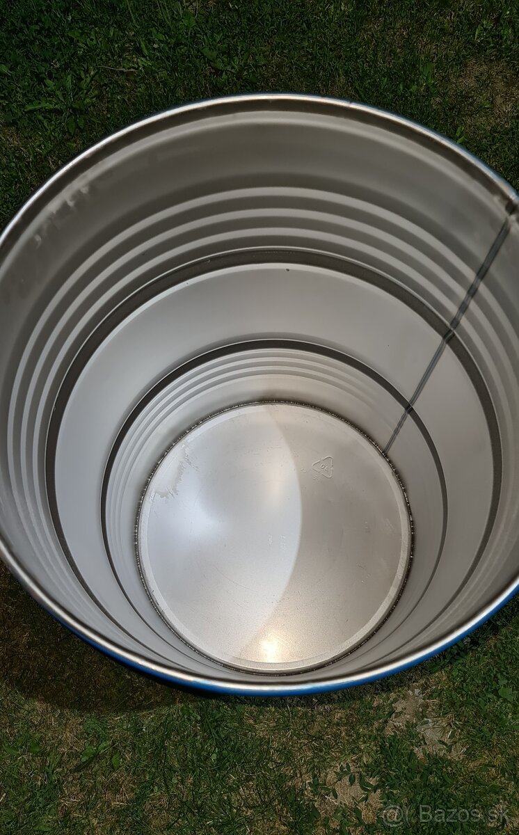 Plechovy sud 200L - 2