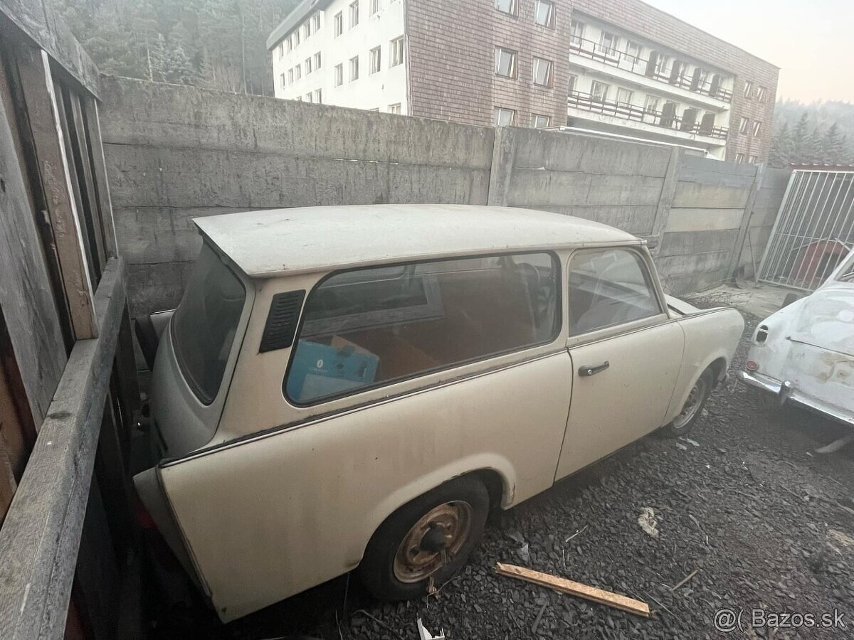 Trabant s Tp a Eč - 2
