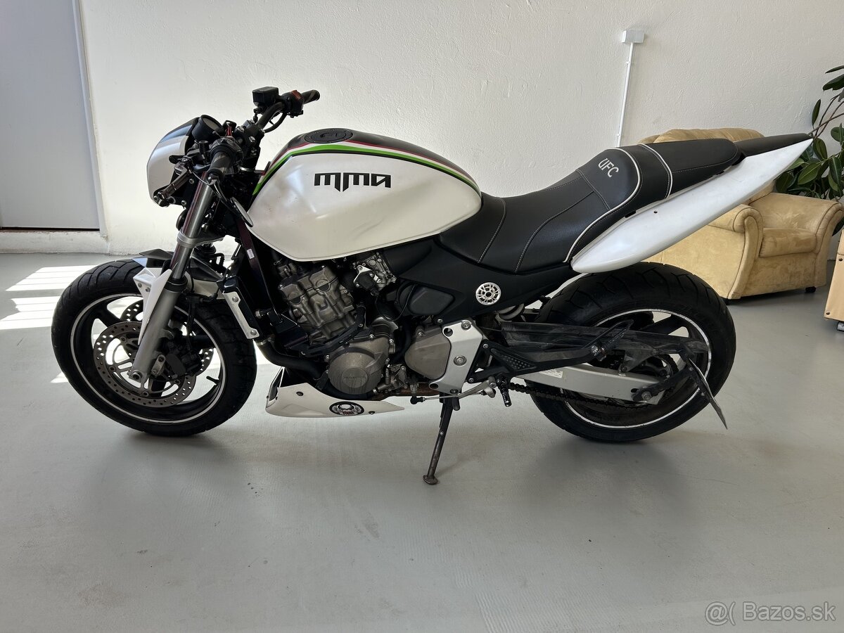 Honda HORNET 600 - 2