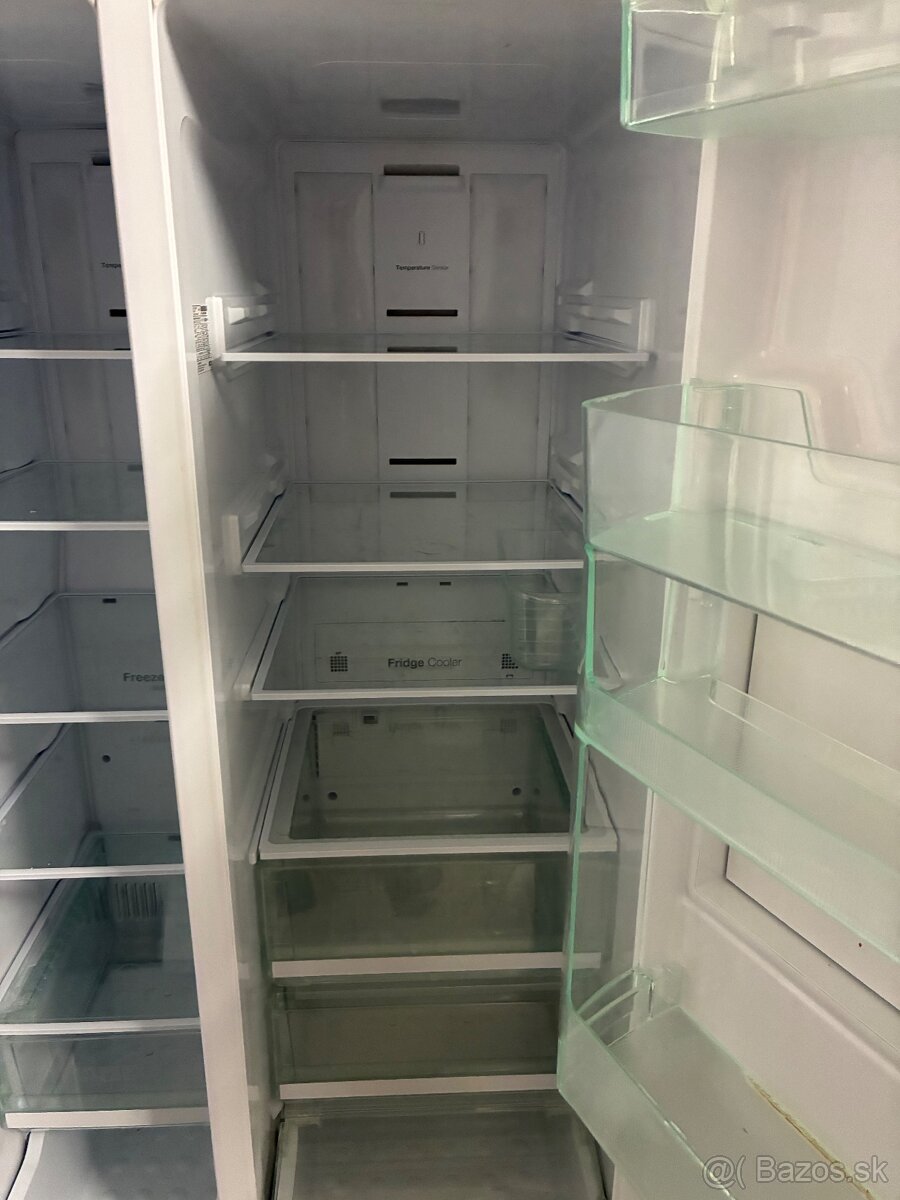 Samsung Zipel – 2-dverová chladnička (plne funkčná) - 2