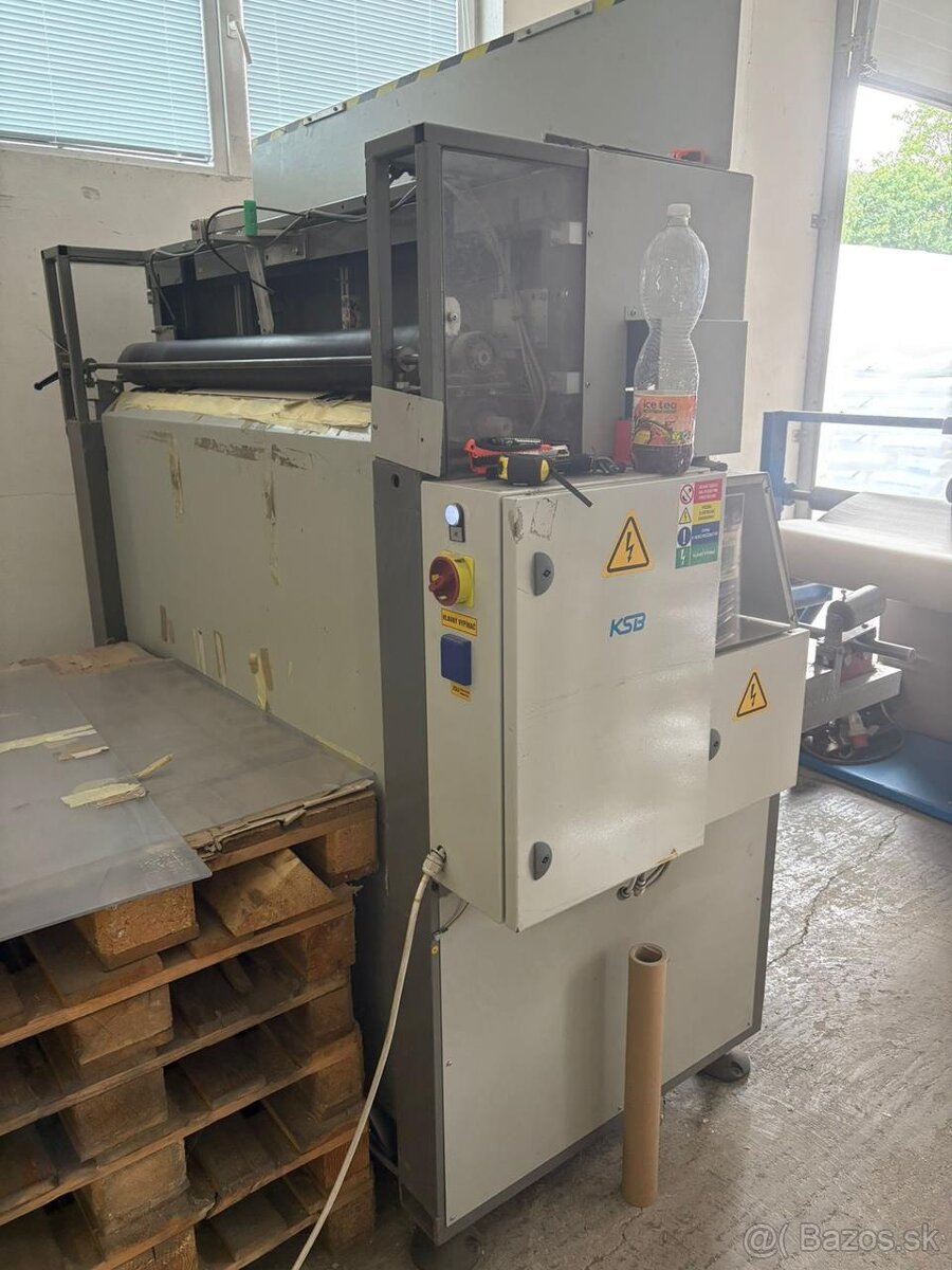 Automatická řezačka dvouvrstvé lepenky (8674) - 2