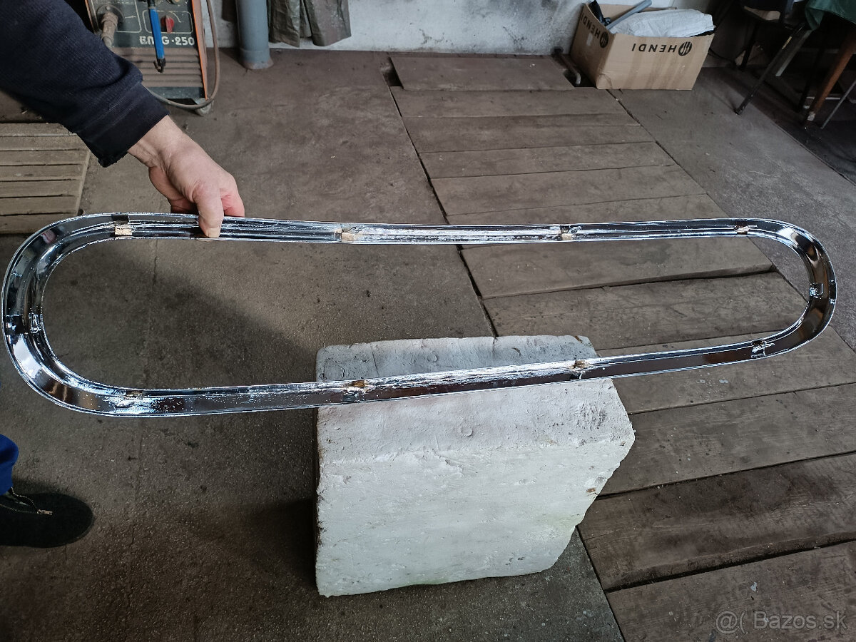 Lišta prednej masky T603 - 2