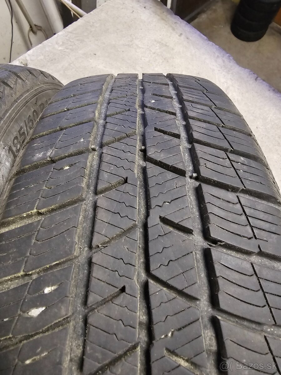 185/60R15 - 2