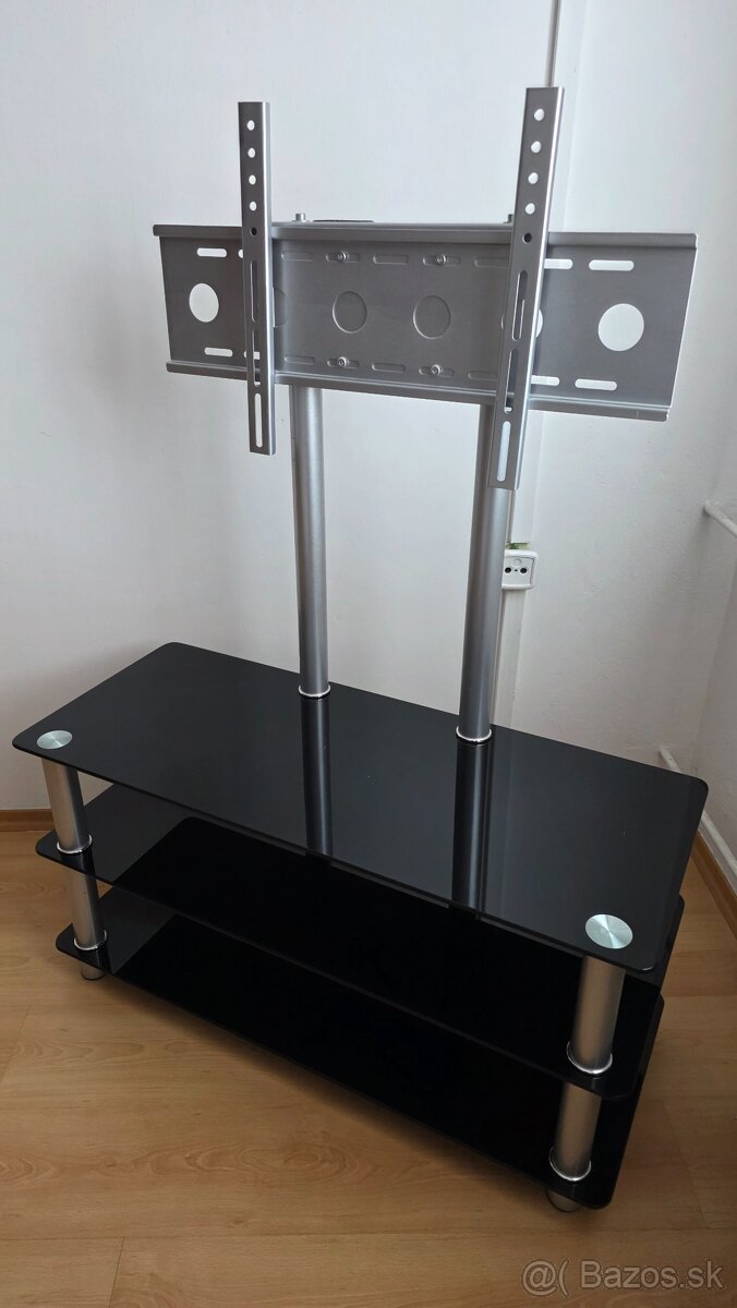 Krásny stolik na televizor - 2