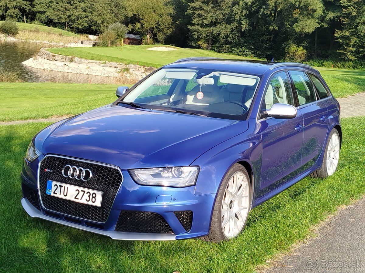 Audi RS4 - 2