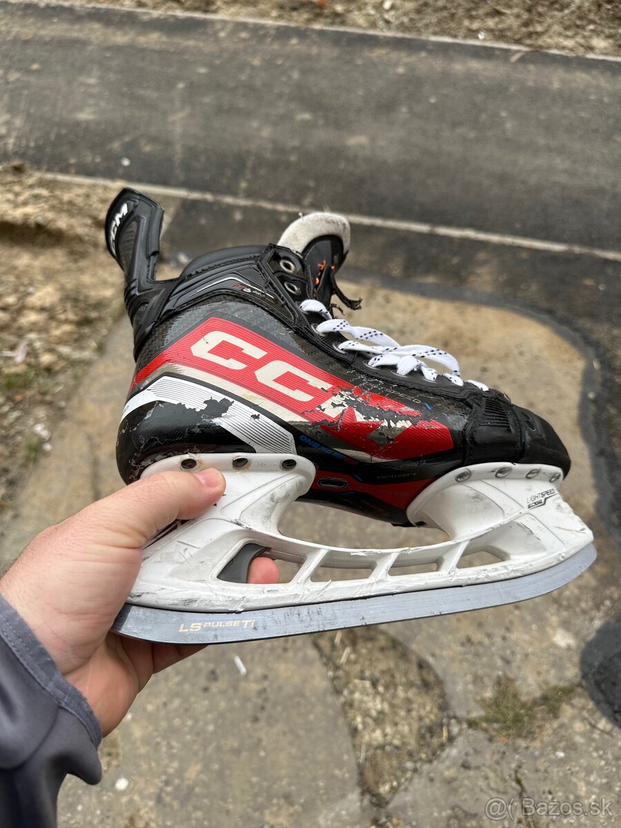 Korcule CCM Jetspeed FT6 Pro Mierovky - 2