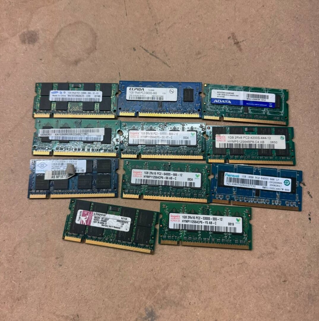 Predám ram pamäte do notebookov SODIMM DDR2 s kapacitou 1GB - 2