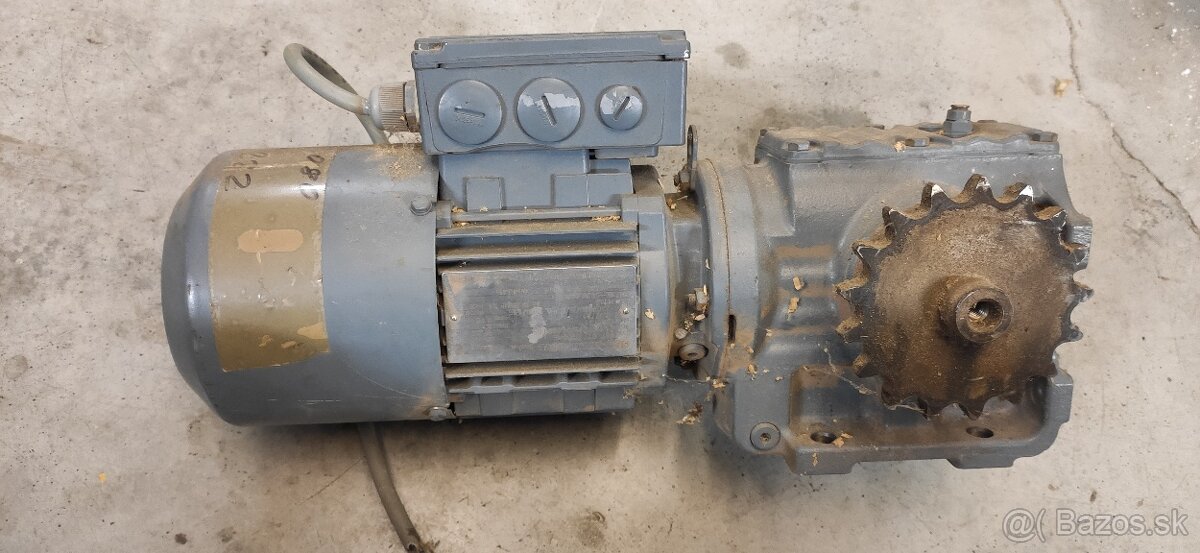 SEW EURODRIVE S47 DT71D4/BMG - 2