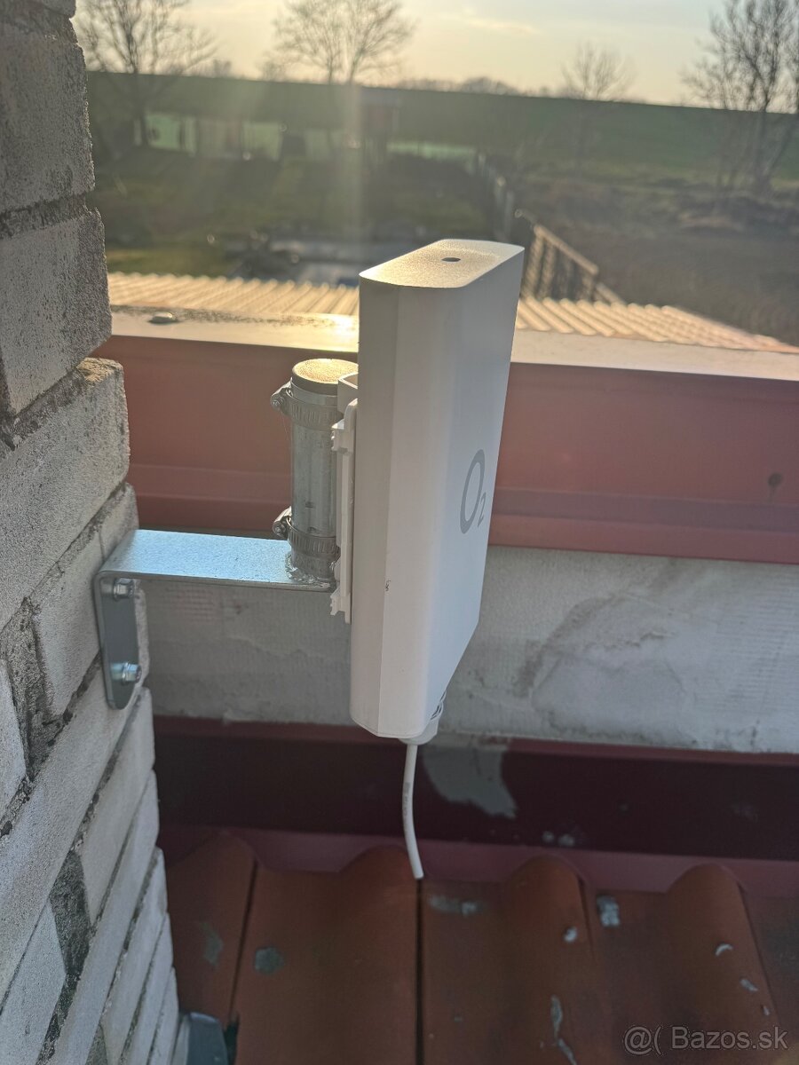O2 5G Antena Zyxel NR7303 + wifi router - 2
