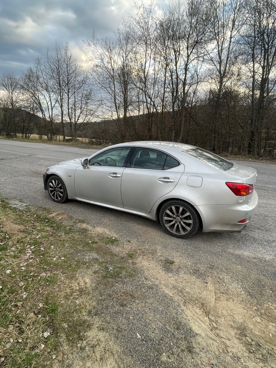 Lexus is250 - 2