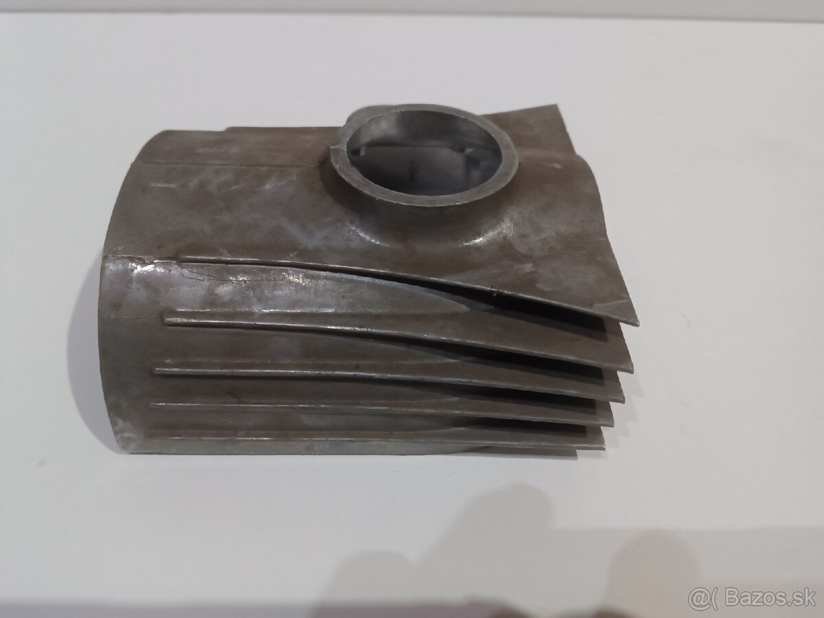 ČZ 175 kryt karburátora uloženka - 2