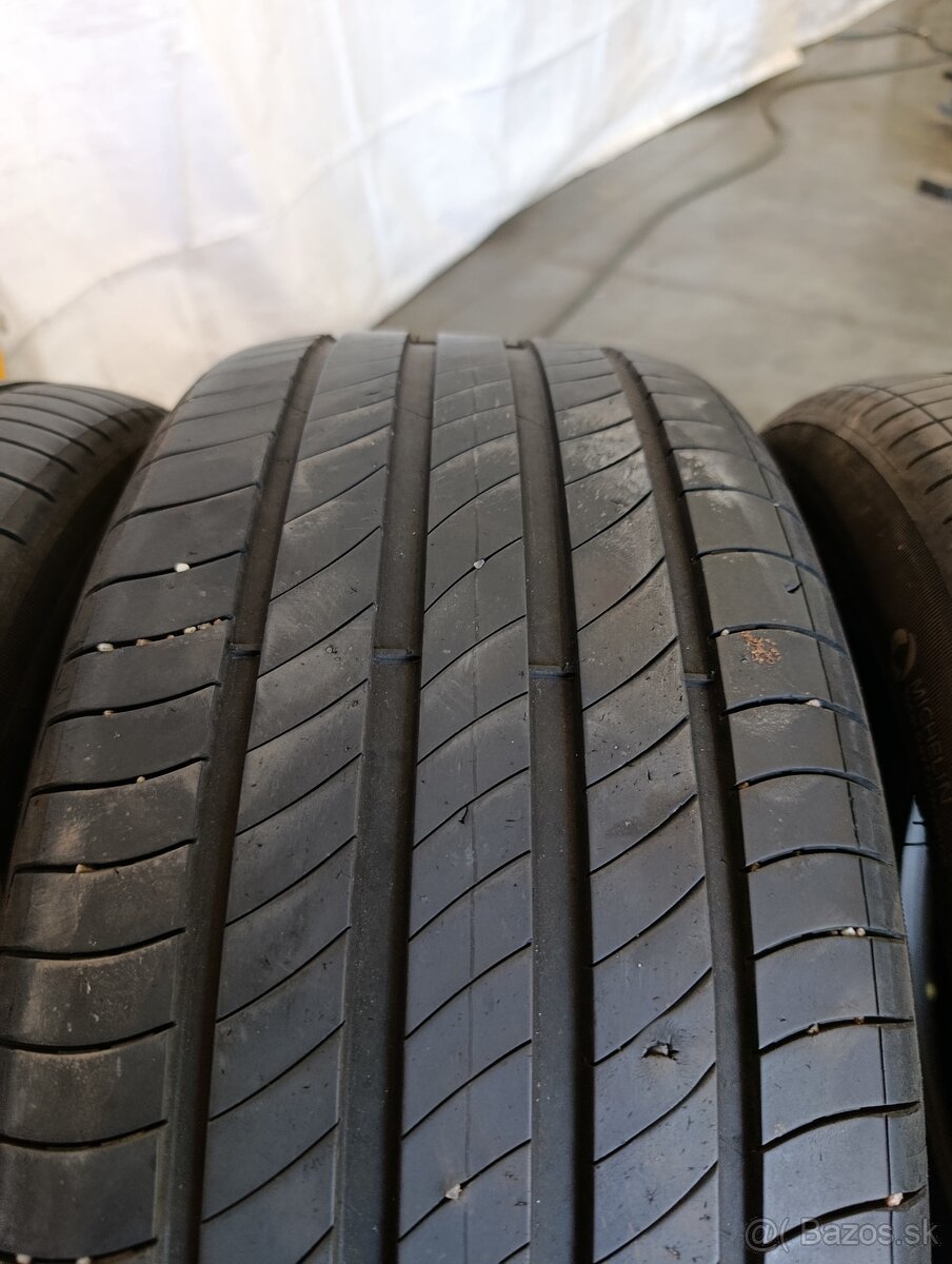 Pneu 225/50 R17 letné - 2