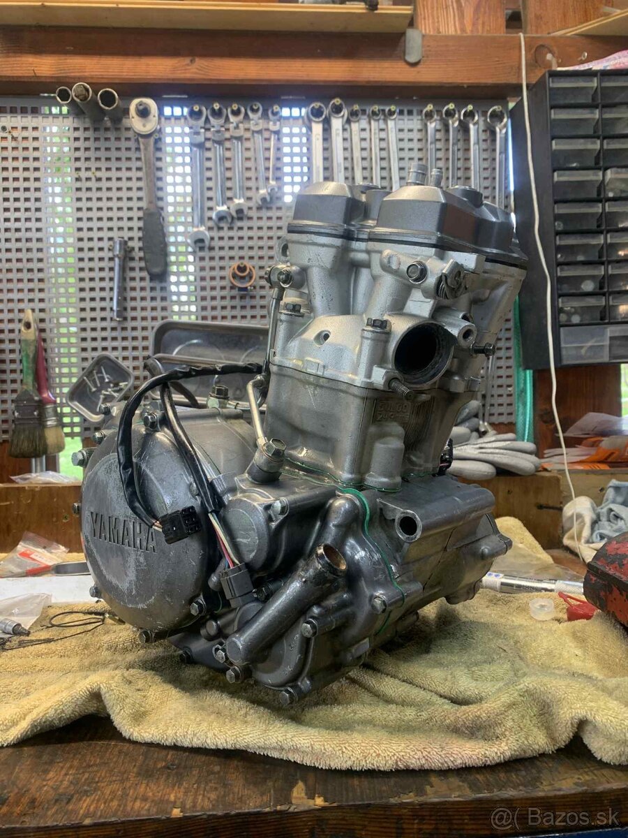 Yamaha yzf250