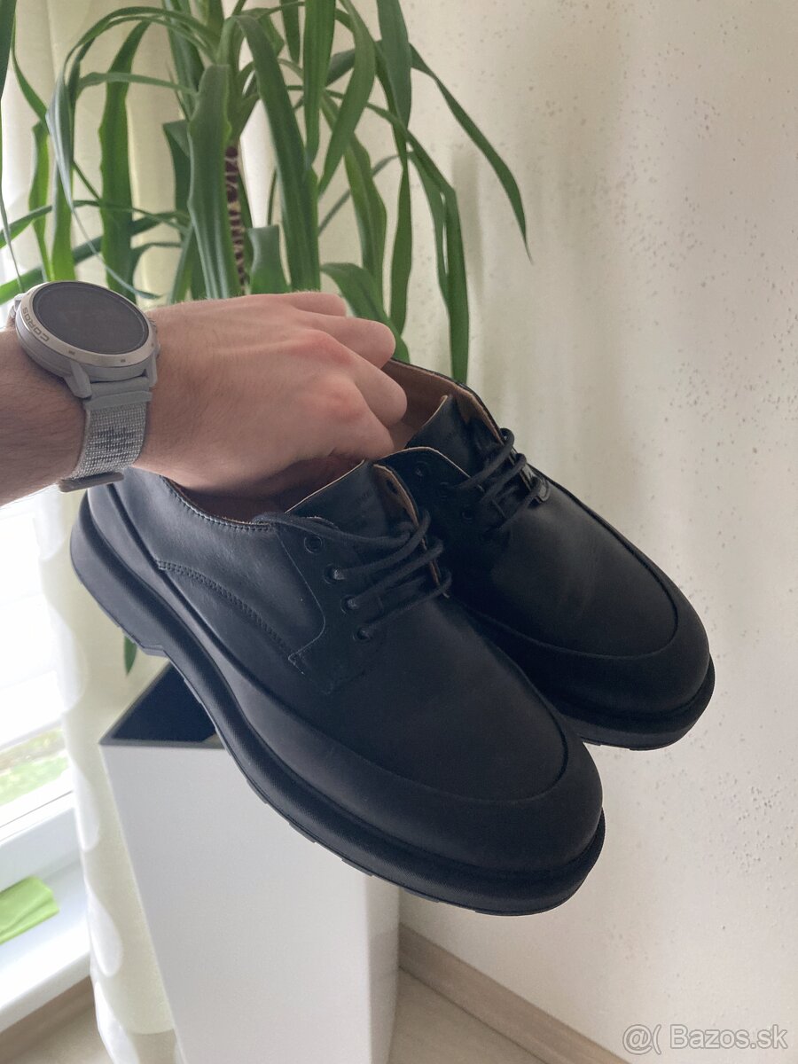 Royal RepubliQ Tediq Derby Shoe - 2