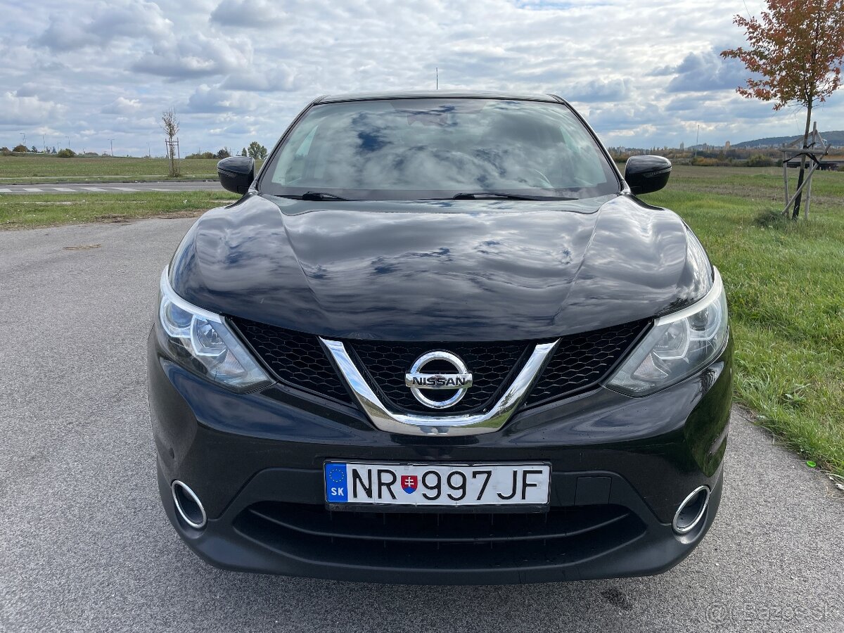 Nissan Qashqai 1.5 dCi 81kw Tekna 2015 6r.manuál - 2