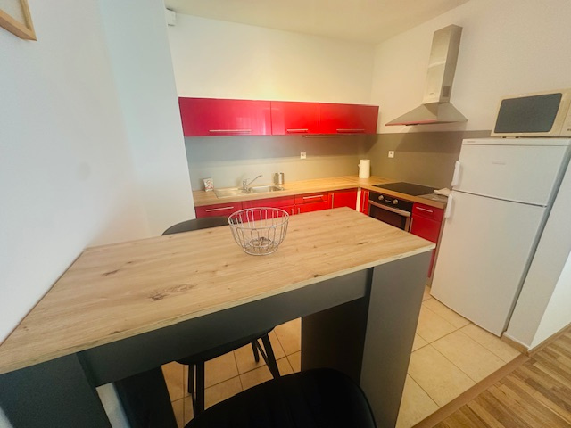 BA II. Ružinov - 2 izbový zariadený byt pri Avione - 2