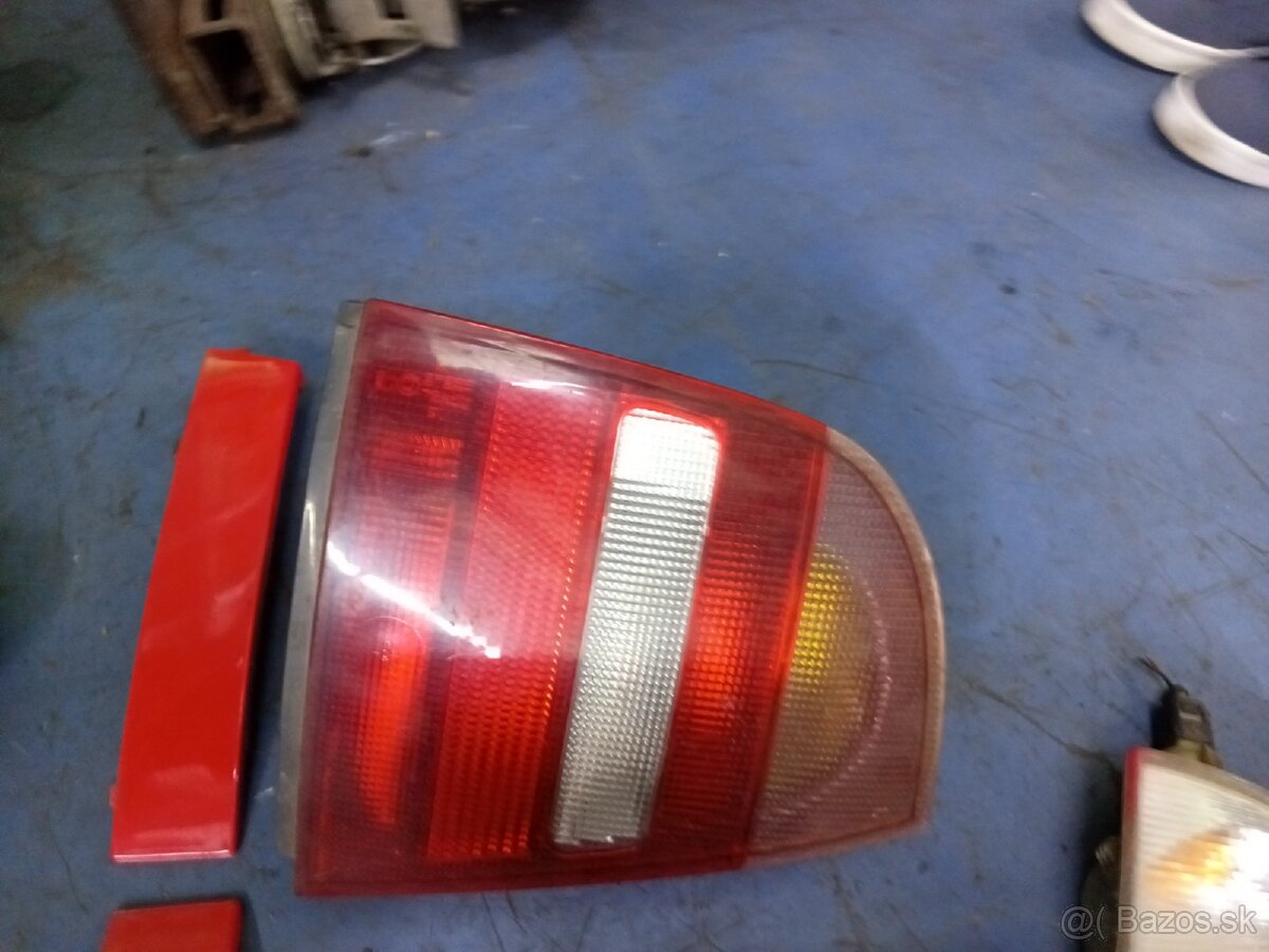 Zadné svetlá Octavia 1 cena za všetky - 2