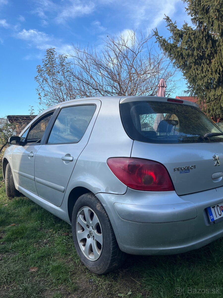 Peugeot 307 - 2