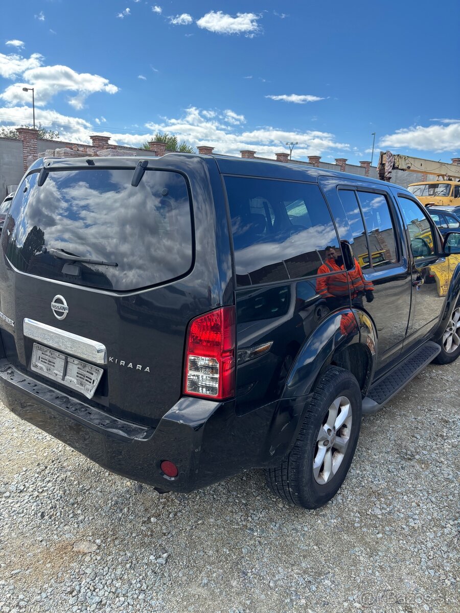 Nissan pathfinder 2.5 dci - 2