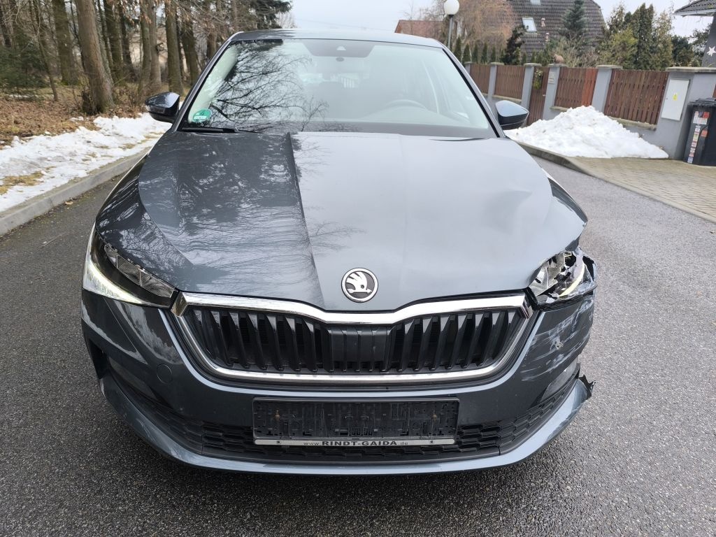ŠKODA SCALA 1.0 TSi-Ambition 52tis km - 2