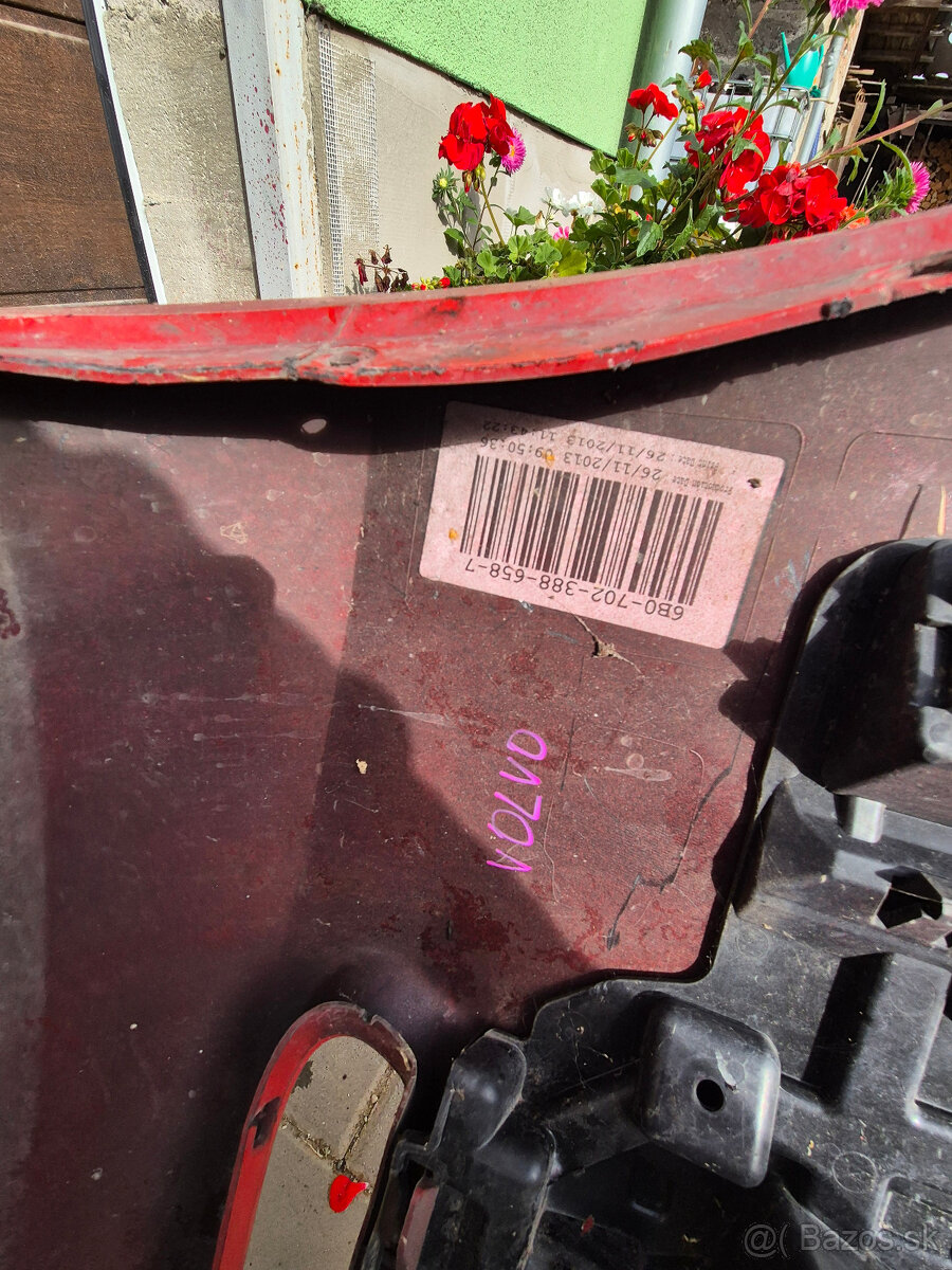 Predny naraznik Volvo II V40, 2012 - 2