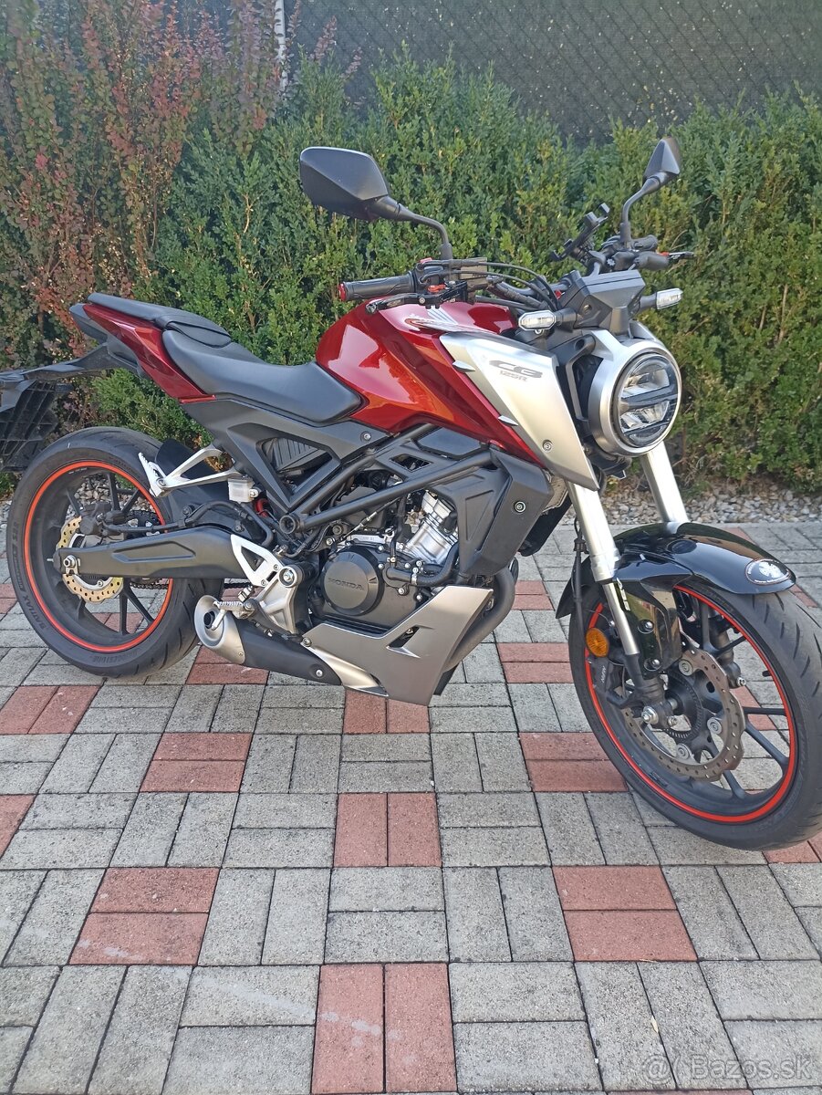 Honda CB 125 r - 2