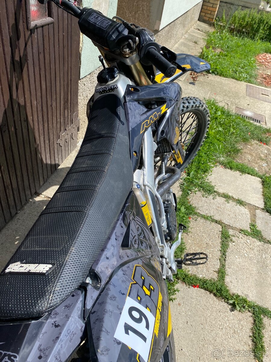 Suzuki Rmz 250