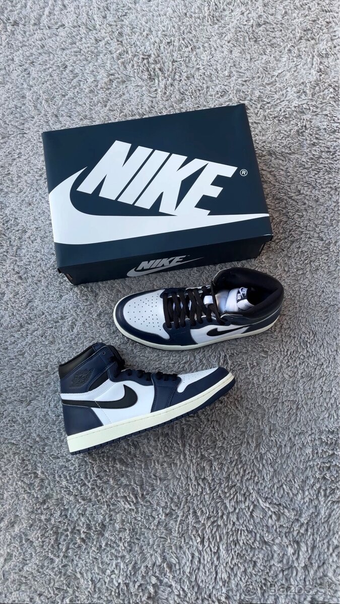 Air Jordan Retro High OG Midnight Navy - 2