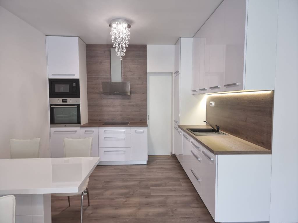 PRENÁJOM - 2 izbový byt v rezidencii Tabáň - Nitra, Centrum - 2