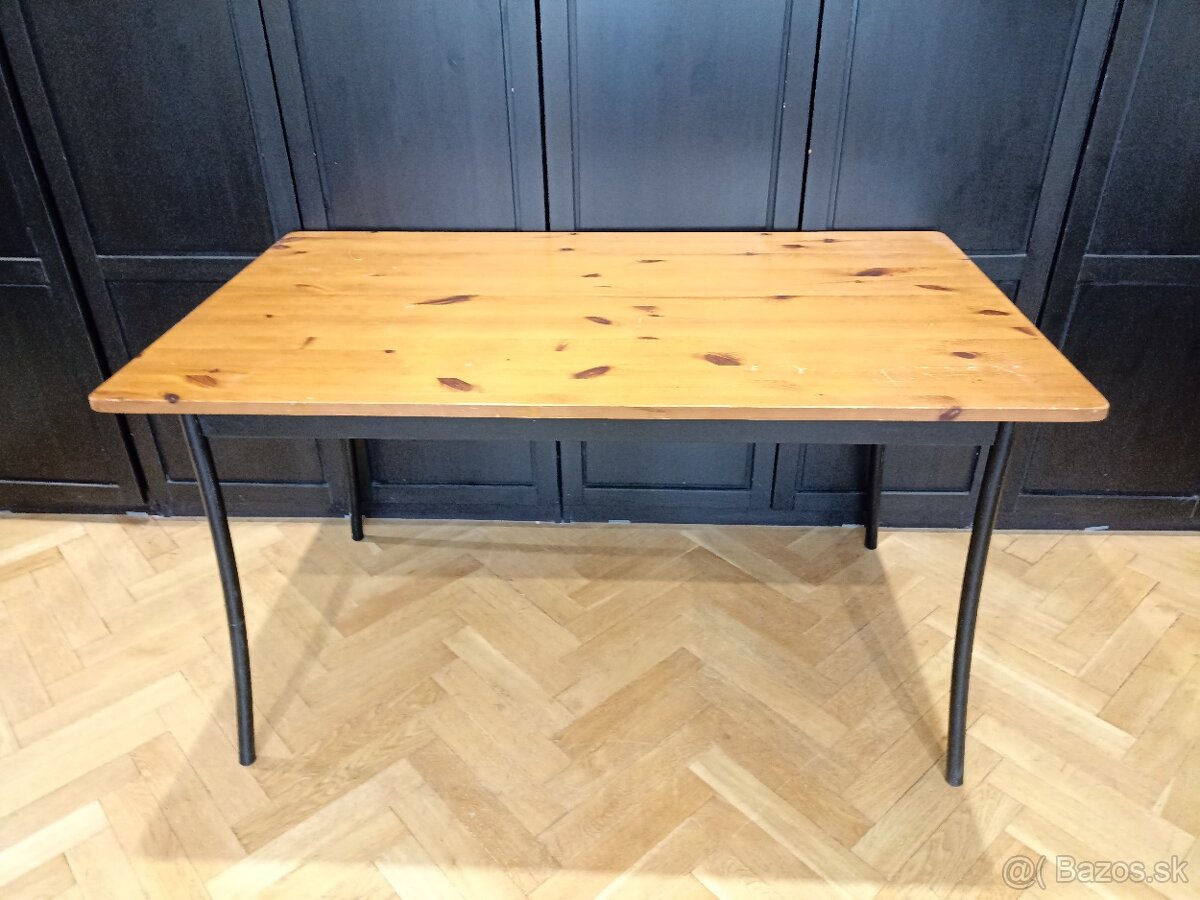 Jedálenský stôl 75,5 x 130 x 73,5 - 2