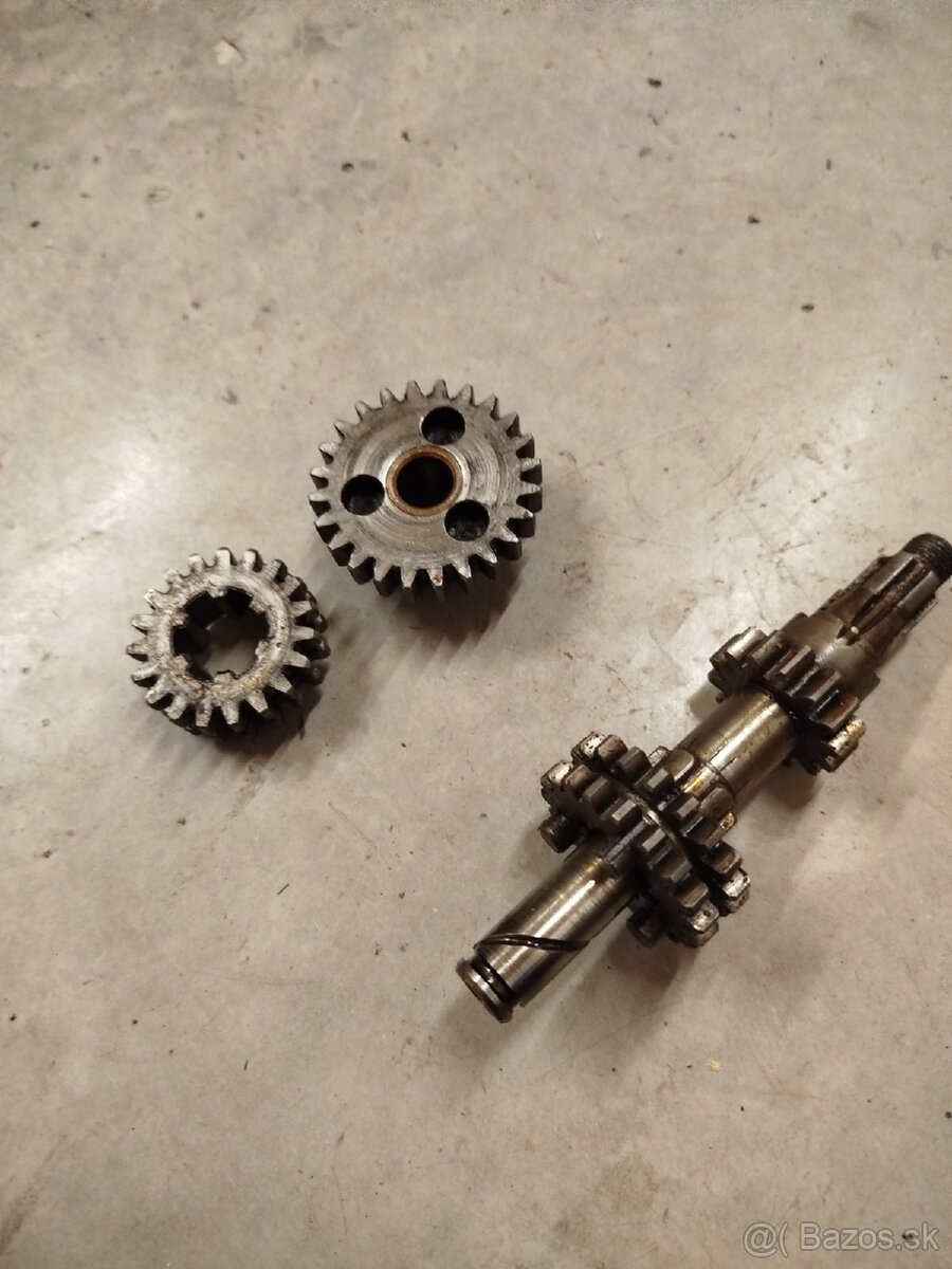 Prevodovka Jawa pionier 555 - 2